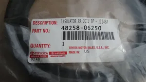 Toyota Camry Ressort hélicoïdal arrière support (caoutchouc) 48258-06250