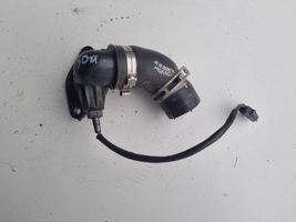 Dacia Dokker Tuyau de liquide de refroidissement moteur 147138070R