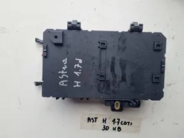 Opel Astra H Fuse box set 13222173