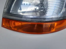 Renault Master II Lampa przednia 8200163516