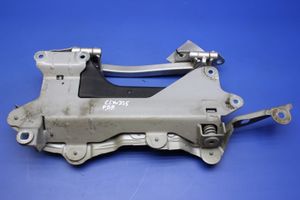 Mercedes-Benz CL C215 Cerniera superiore della portiera anteriore A2157200237