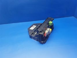 Mercedes-Benz C W204 Module de fusibles A2129003314