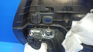 Mercedes-Benz R W251 Tavaratilan/takakontin alempi sivuverhoilu JC366679