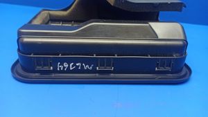 Mercedes-Benz ML W164 Quarter panel pressure vent A1648300442