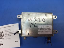 Mercedes-Benz S W220 Antenna control unit A2038201785