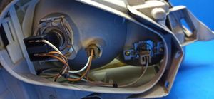 Mercedes-Benz S W220 Lampa przednia 305235362