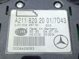 Mercedes-Benz E W211 Aizmugurējo vietu apgaismojums A21182020017D43