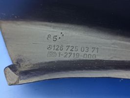 Mercedes-Benz S W126 Listwa / Uszczelka szyby drzwi przednich 1267250371