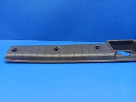 Mercedes-Benz ML W163 Rivestimento di protezione sottoporta del bagagliaio/baule A1636940033