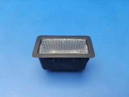 Mercedes-Benz ML W163 Luce interna per portiera anteriore A1638202401