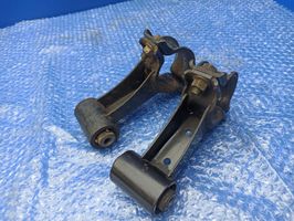 Mercedes-Benz ML W163 Support de barre stabilisatrice avant JGC