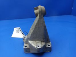 Mercedes-Benz C W203 Engine mounting bracket A2712230904