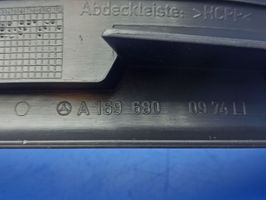 Mercedes-Benz A W169 Takaoven kynnyksen suojalista A1696800974