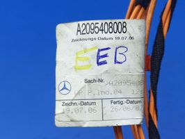 Mercedes-Benz CLK A209 C209 Kabel do zmieniarki CD A2095408008