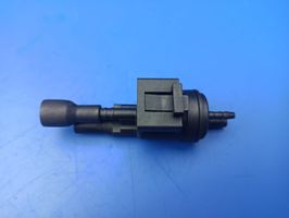 Mercedes-Benz E W211 Vacuum valve 0025401497