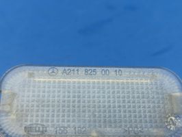 Mercedes-Benz E W211 Luce interna per portiera posteriore A2118250010