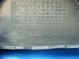Mercedes-Benz E W210 Cache gicleur, capuchon de buse de pulvérisation de lave-phares 2108261077