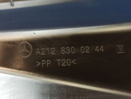 Mercedes-Benz E W212 Fuite d'eau A2128300244