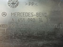 Mercedes-Benz E W212 Välijäähdyttimen ilmanohjauksen ilmakanava A6510903437