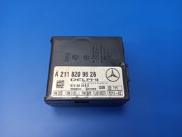 Mercedes-Benz CLS C219 Unidad de control/módulo de alarma A2118209626