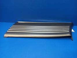 Mercedes-Benz 380 560SEC C126 Rivestimento modanatura parafango posteriore 1266901340