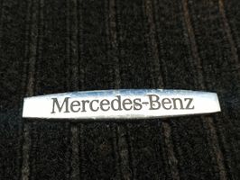 Mercedes-Benz E C207 W207 Juego de alfombras de coche A2076801748