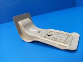 Mercedes-Benz E W211 Copertura rivestimento binario sedile posteriore A2119201286