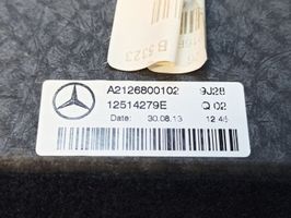 Mercedes-Benz E W212 Tavaratilan kaukalon tekstiilikansi A2126800102