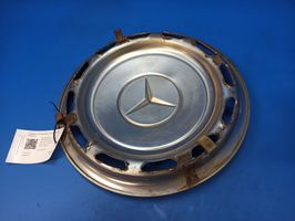 Mercedes-Benz COMPAKT W115 R14 wheel hub/cap/trim W114
