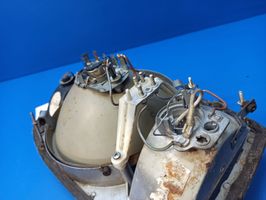 Mercedes-Benz COMPAKT W115 Lampa przednia K14029