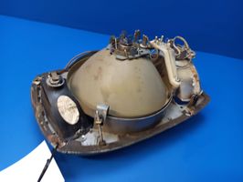 Mercedes-Benz COMPAKT W115 Lampa przednia K14029