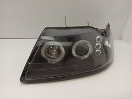 Ford Mustang IV Lampa przednia 016001001040