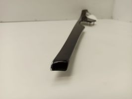 Mercedes-Benz E W211 Barra di rivestimento della portiera anteriore 8446042