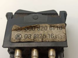 Mercedes-Benz COMPAKT W115 Interruptor de la calefacción de la luna/parabrisas 0008206110