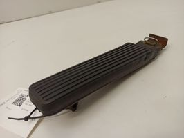 Mercedes-Benz COMPAKT W115 Pedal del acelerador 1163010082