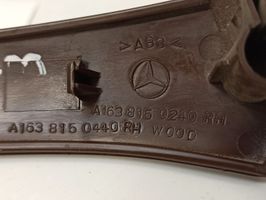 Mercedes-Benz ML W163 Zierleiste hinterer Türgriff a1638150240