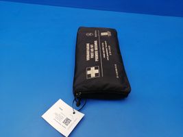 Mercedes-Benz C W203 Trousse de premiers secours A2038600050