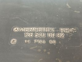 Mercedes-Benz S W126 Pokrywa skrzynki bezpieczników 1265400082