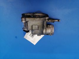 Mercedes-Benz C W204 Termostaatin kotelo A64620015