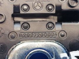 Mercedes-Benz CLS C219 Takaoven lukon laukaisin A2037200004