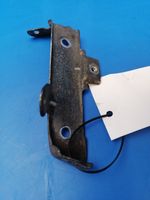 Mercedes-Benz CLS C219 Supporto di montaggio del motore (usato) A6421410040