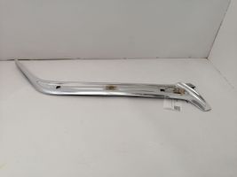 Mercedes-Benz S W116 Rivestimento parabrezza 