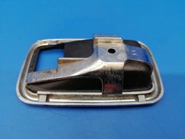 Mercedes-Benz E W123 Copertura per maniglia portiera anteriore 1087660511