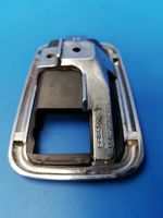 Mercedes-Benz E W123 Copertura per maniglia portiera anteriore 1087660511