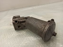 Mercedes-Benz E W123 Supporto di montaggio del filtro dell’olio 1021800111