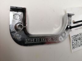 Mercedes-Benz E W123 Altro elemento di rivestimento della portiera anteriore 1237230224