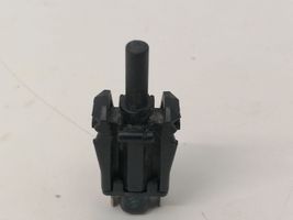 Mercedes-Benz E W123 Sensore portiera anteriore 0015458714