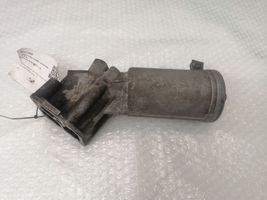 Mercedes-Benz E W123 Supporto di montaggio del filtro dell’olio 1021840325