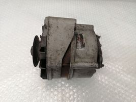 Mercedes-Benz S W116 Generatore/alternatore 0120489526