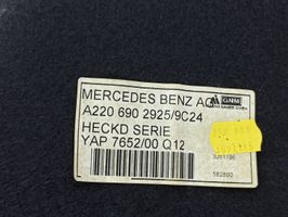 Mercedes-Benz S W220 Takaluukun alaosan verhoilu A2206902925